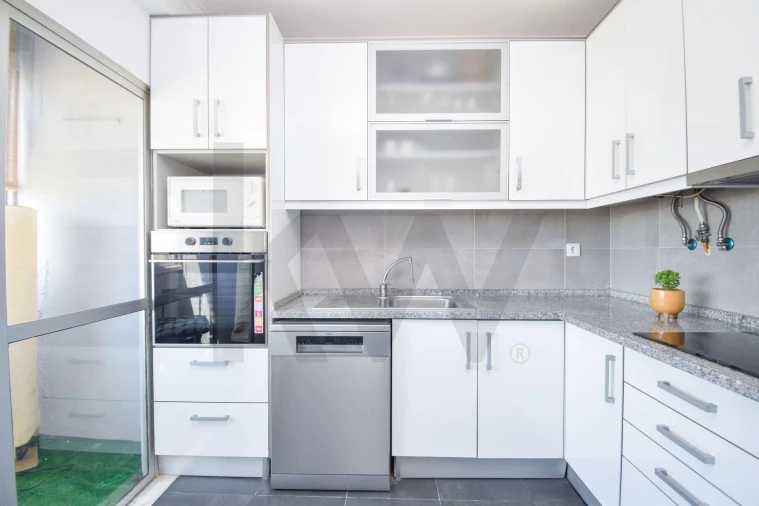 Apartamento T3 para Arrendamento em Moscavide e Portela Foto 21