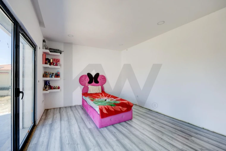 Moradia T4 para Venda em Santa Iria de Azoia, São João da Talha e Bobadela Foto 19