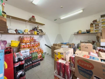 Loja para Venda em Rabo de Peixe