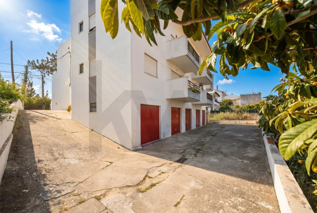 Apartamento T1 para Venda em Charneca de Caparica e Sobreda Foto 24