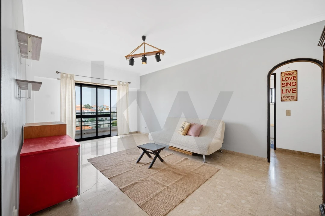 Apartamento T1 para Venda em Charneca de Caparica e Sobreda Foto 6