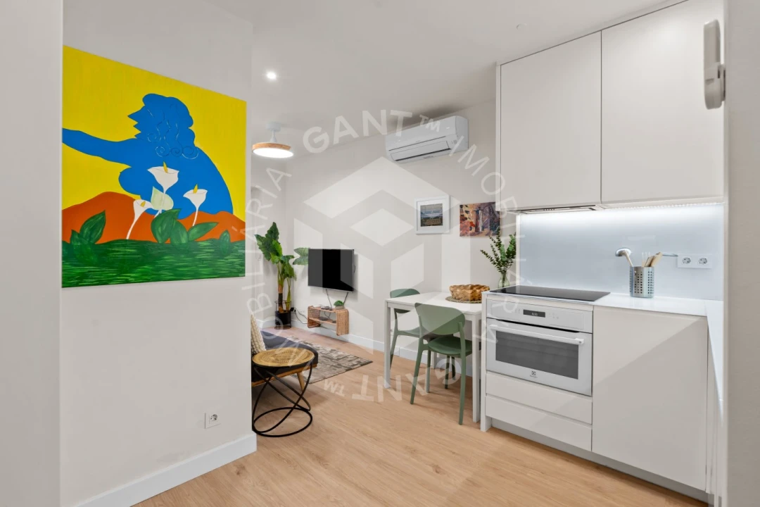 Apartamento T1 para Arrendamento em Alcantara Foto 3