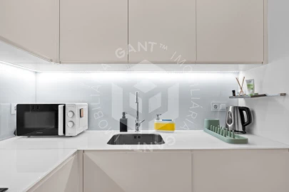 Apartamento T1 para Arrendamento em Alcantara