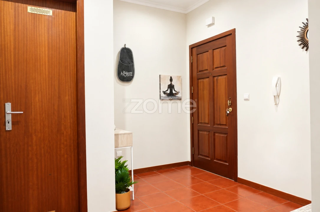 Apartamento T1 para Venda em Rio Tinto Foto 7