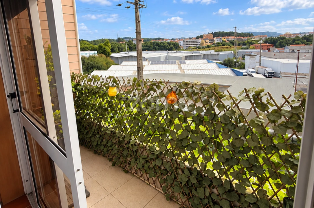 Apartamento T1 para Venda em Rio Tinto Foto 25