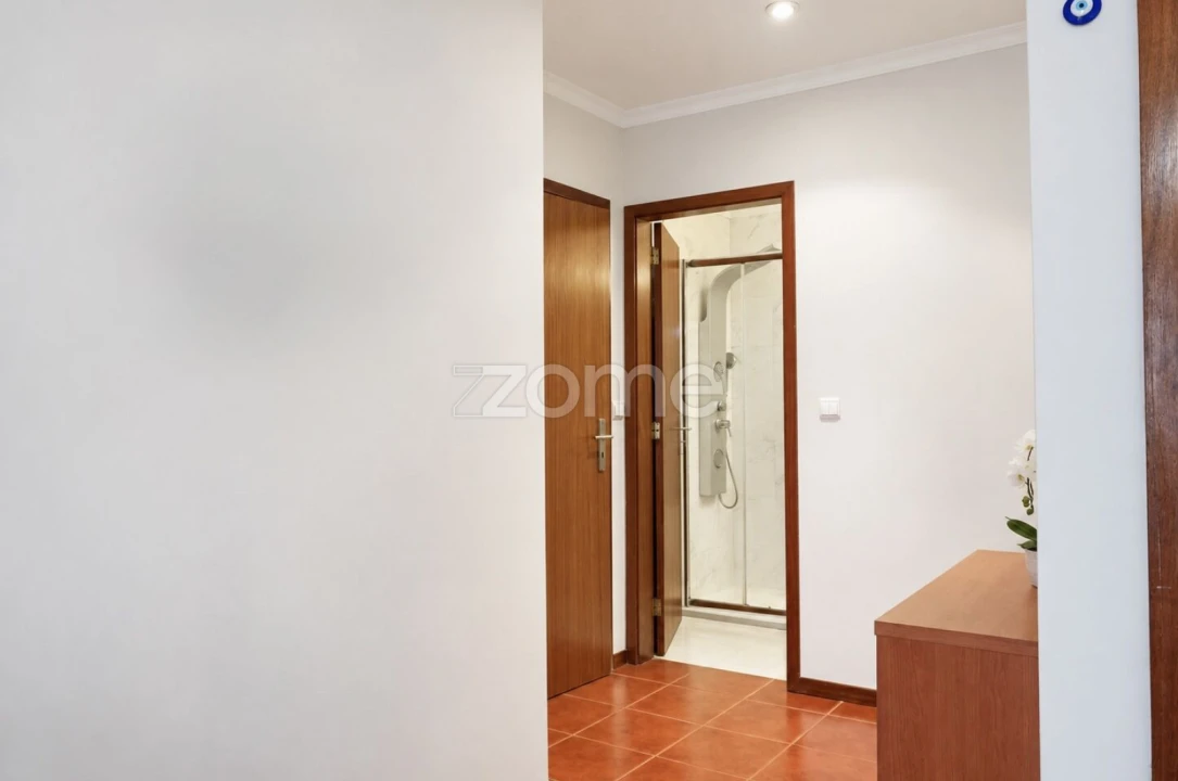 Apartamento T1 para Venda em Rio Tinto Foto 20