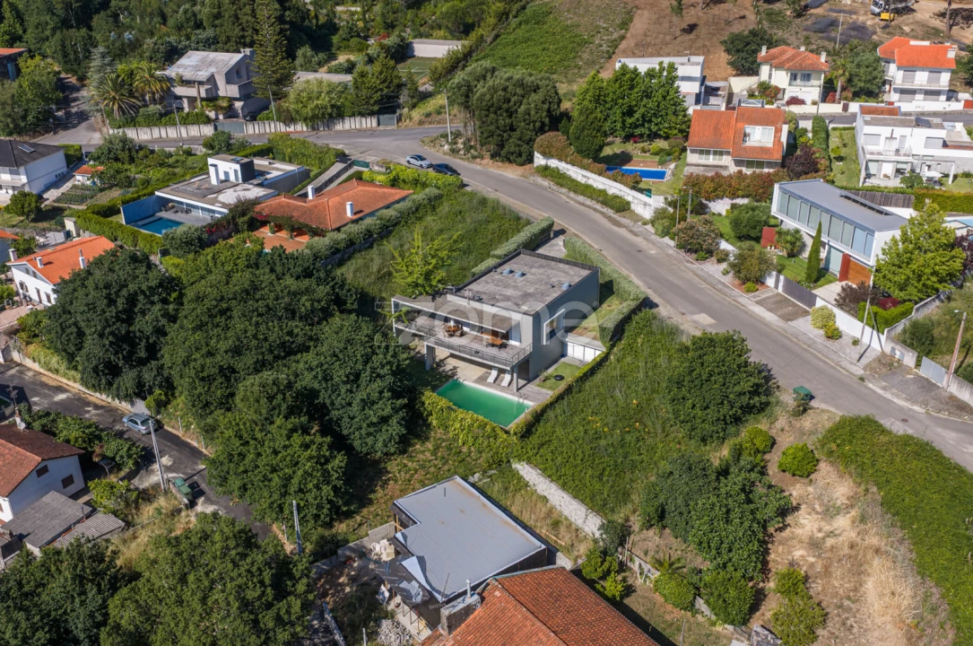 Moradia T3 para Arrendamento em Seixas Foto 41