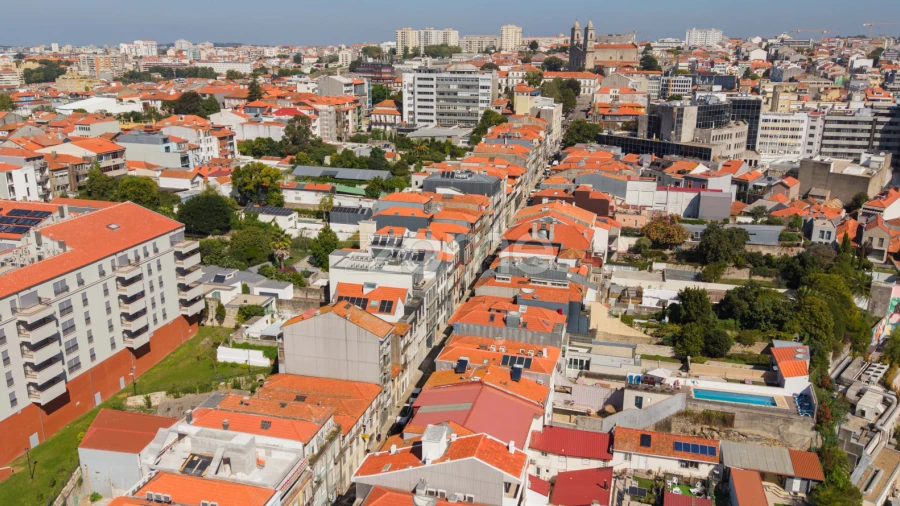 Negócio para Venda em Cedofeita, Santo Ildefonso, Sé, Miragaia, São Nicolau e Vitória