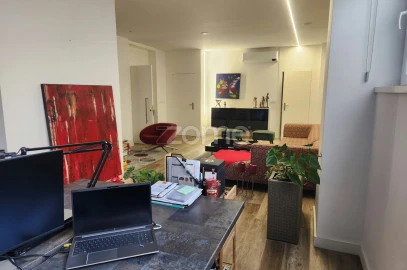 Negócio para Venda em Mafamude e Vilar do Paraíso