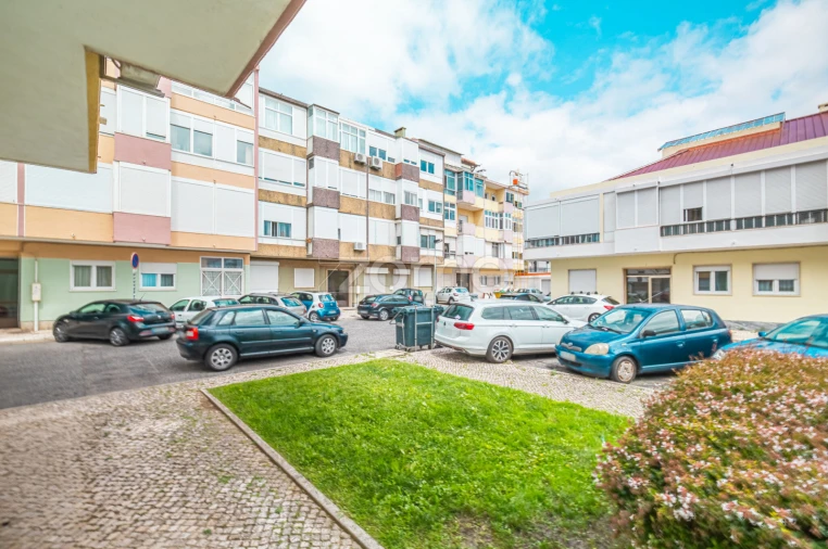 Negócio para Venda em Algés, Linda-A-Velha e Cruz Quebrada-Dafundo Foto 13