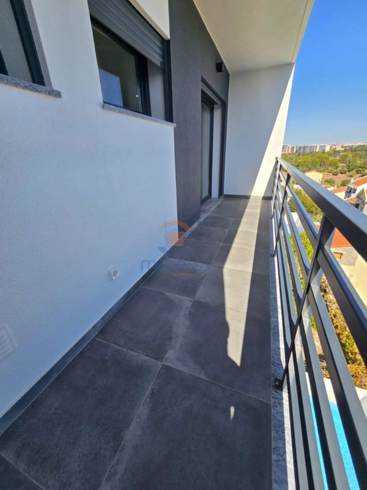 Moradia T3 para Venda em Pontinha e Famões Foto 30