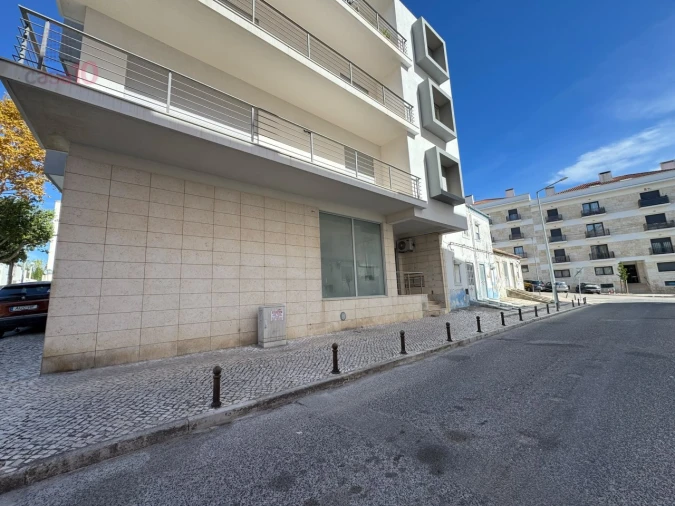 Loja para Arrendamento em Alcochete Foto 9