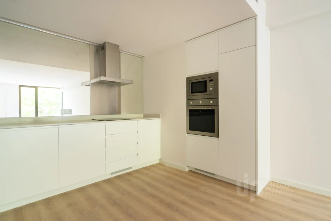 Apartamento T2 para Venda em Alvalade Foto 6