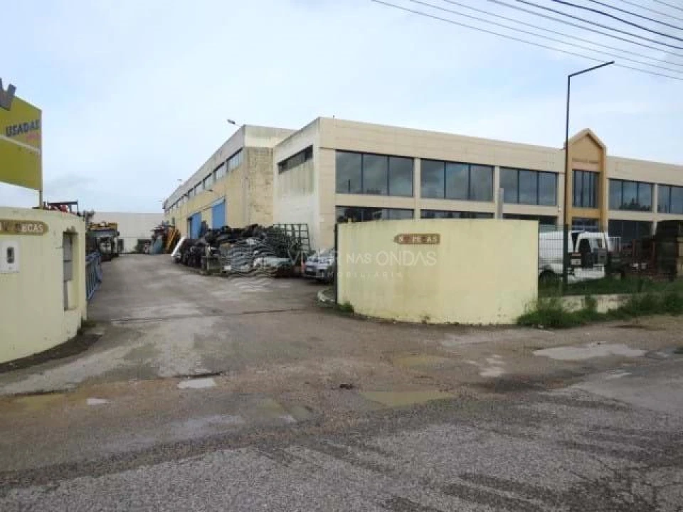 Armazém para Venda em Quinta do Anjo Foto 2