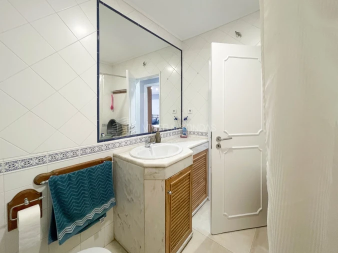 Apartamento T3 para Arrendamento em Costa da Caparica Foto 29