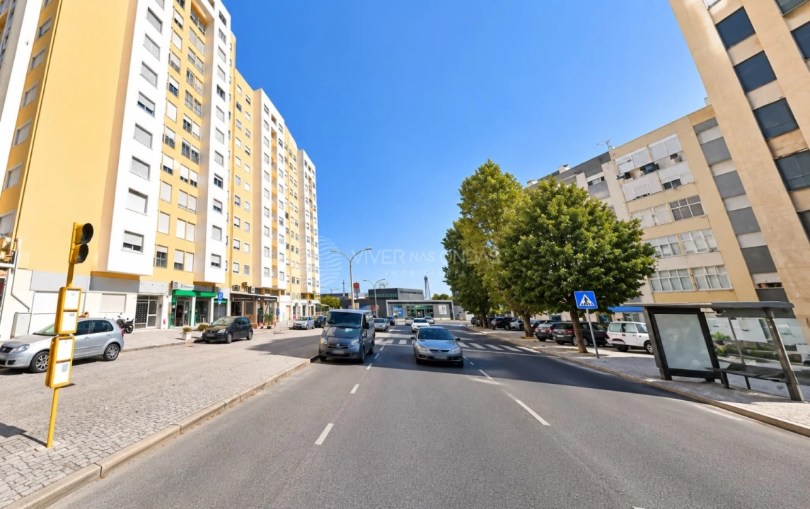 Apartamento T3 para Venda em Setubal (São Sebastião) Foto 2