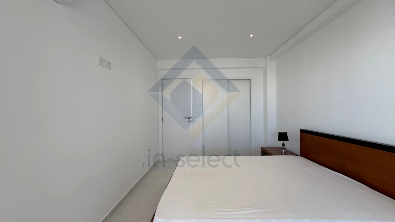 Apartamento T2 para Venda em Quarteira Foto 15