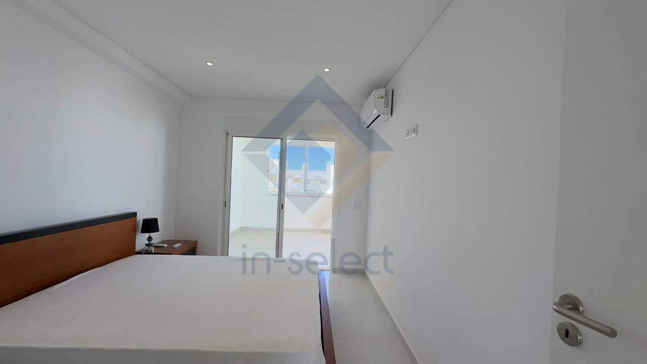 Apartamento T2 para Venda em Quarteira Foto 16