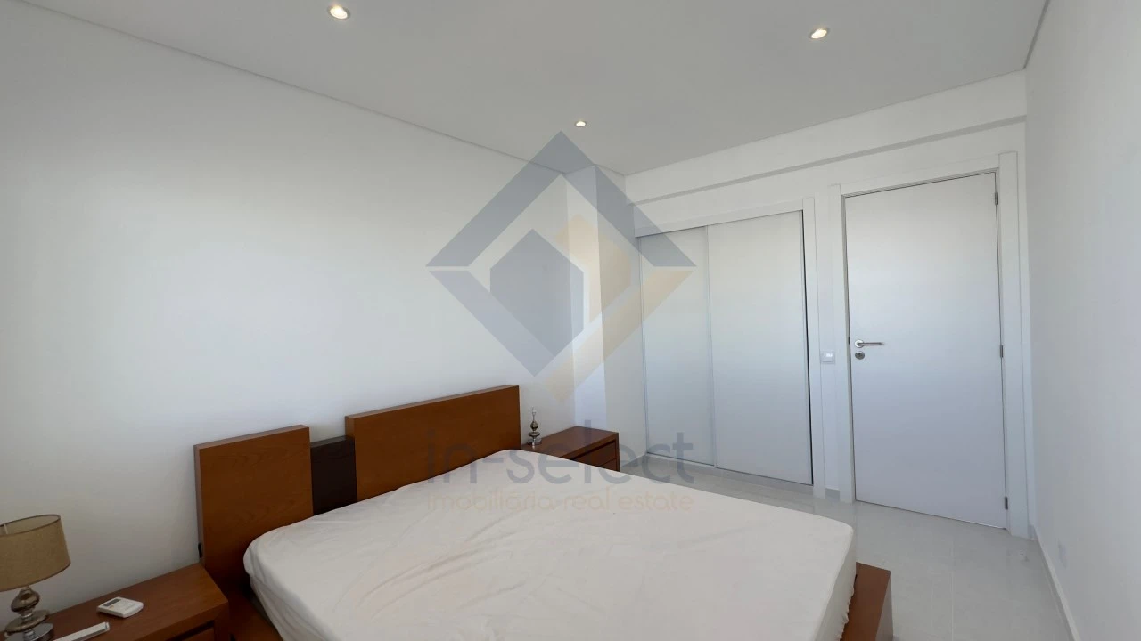 Apartamento T2 para Venda em Quarteira Foto 25
