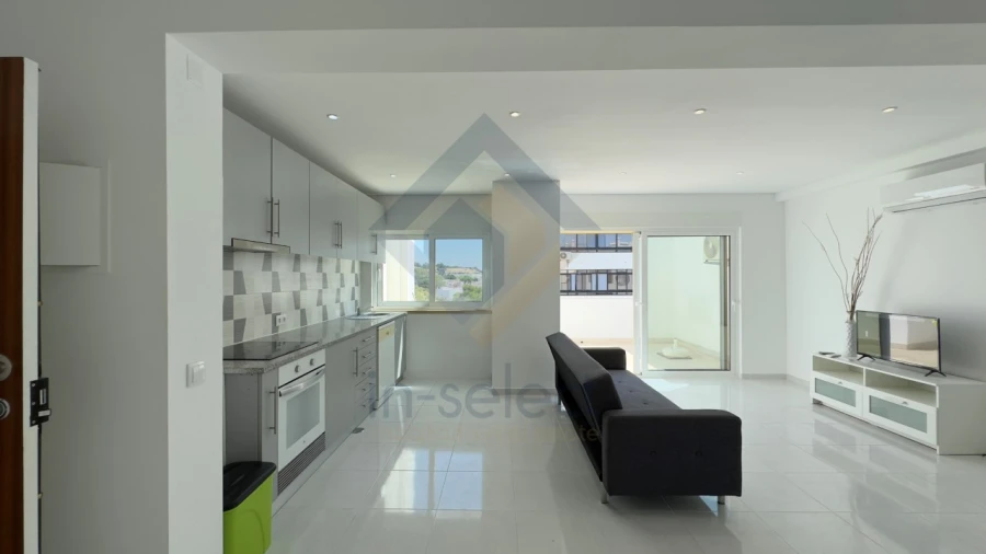 Apartamento T2 para Venda em Quarteira Foto 5