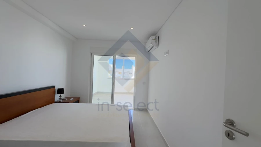 Apartamento T2 para Venda em Quarteira Foto 16
