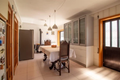 Moradia T4 para Venda em Oliveira do Douro