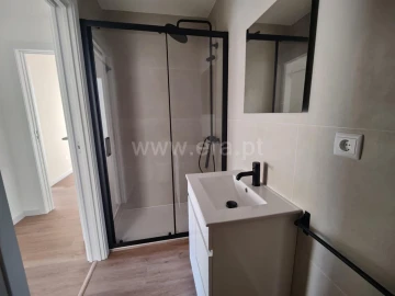 Apartamento T2 para Venda em Mafamude e Vilar do Paraíso