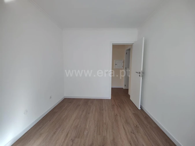 Apartamento T2 para Venda em Mafamude e Vilar do Paraíso Foto 13