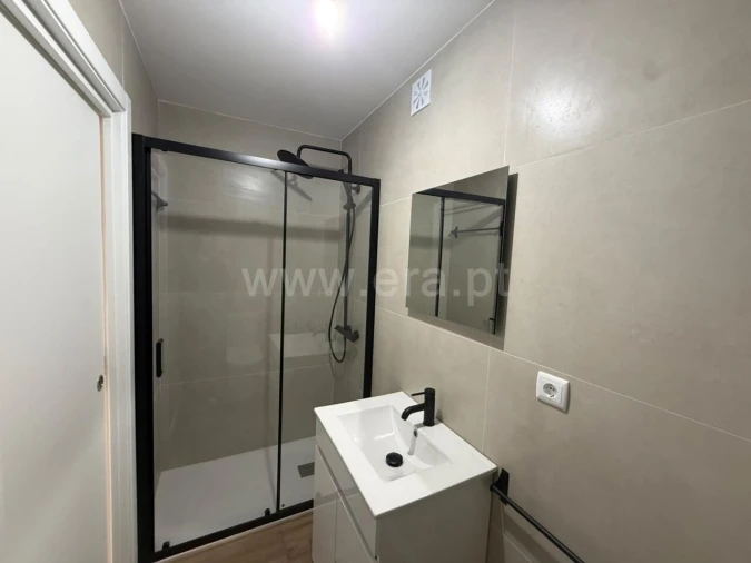 Apartamento T2 para Venda em Mafamude e Vilar do Paraíso Foto 9
