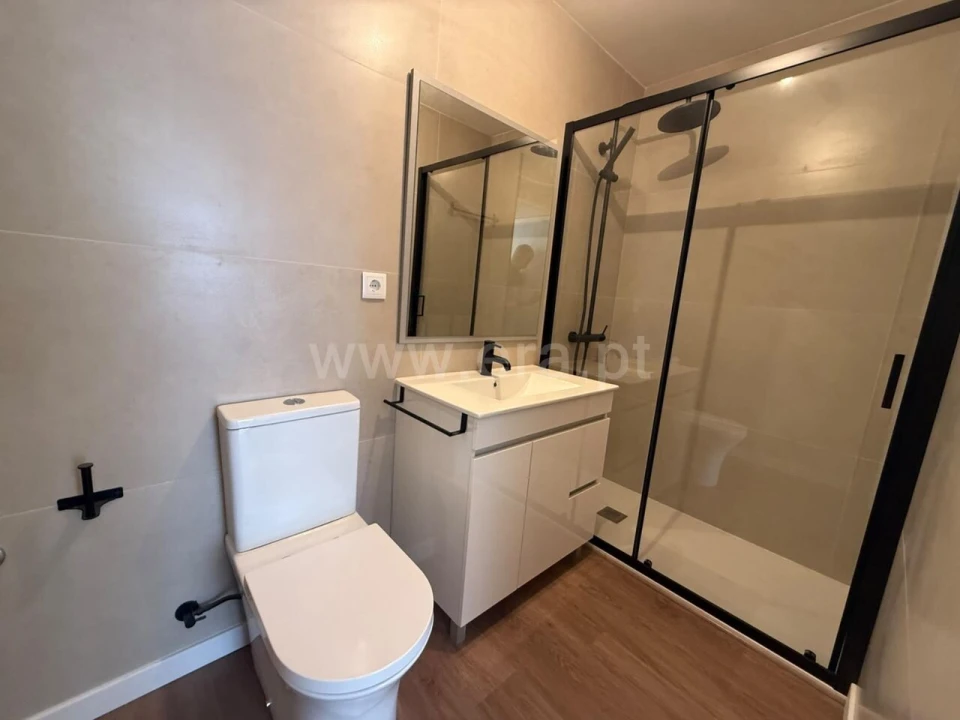 Apartamento T2 para Venda em Mafamude e Vilar do Paraíso Foto 10