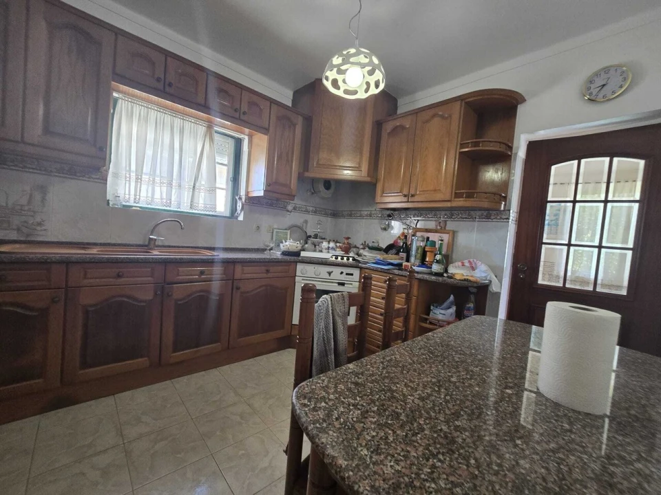 Moradia T3 para Venda em Venda do Pinheiro e Santo Estêvão das Galés Foto 10