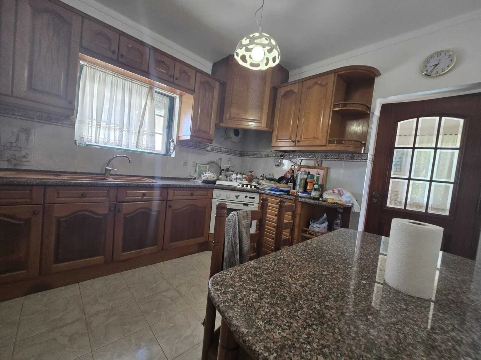 Moradia T3 para Venda em Venda do Pinheiro e Santo Estêvão das Galés Foto 11