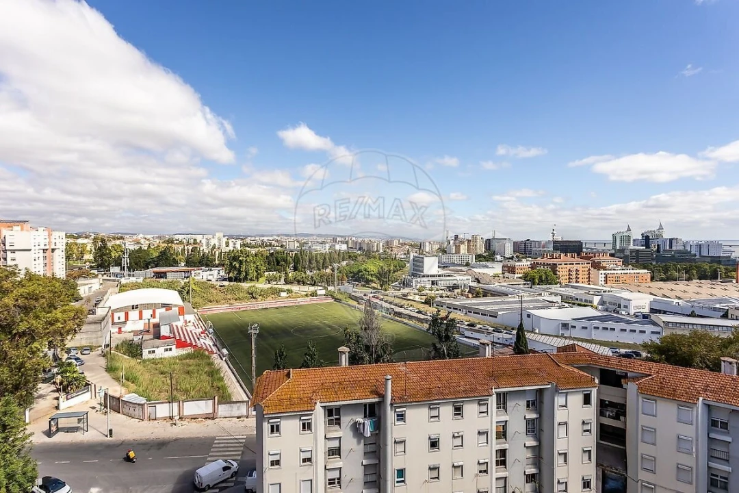 Apartamento T2 para Venda em Olivais Foto 2