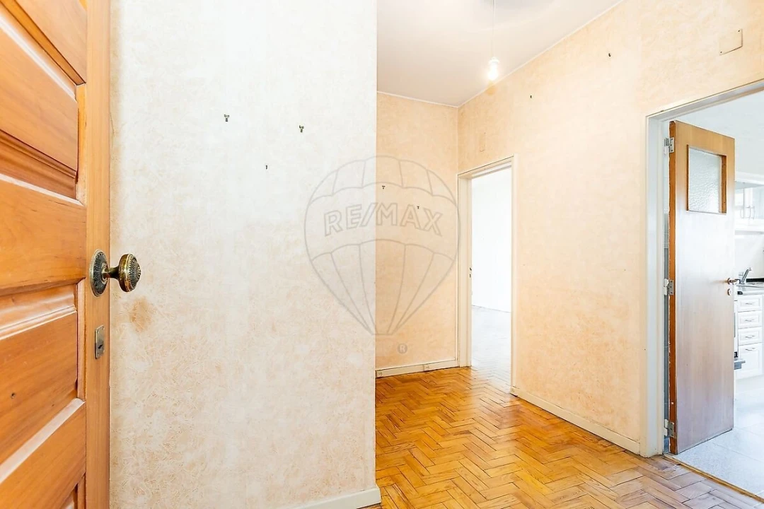 Apartamento T2 para Venda em Olivais Foto 7