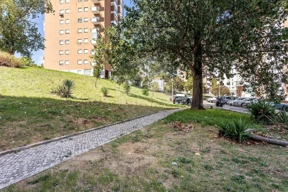 Apartamento T2 para Venda em Olivais