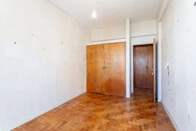 Apartamento T2 para Venda em Olivais