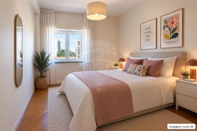 Apartamento T2 para Venda em Olivais