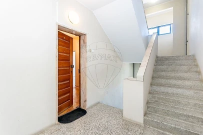 Apartamento T2 para Venda em Olivais
