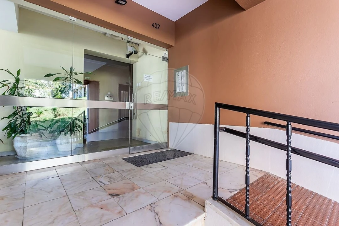 Apartamento T2 para Venda em Olivais Foto 4