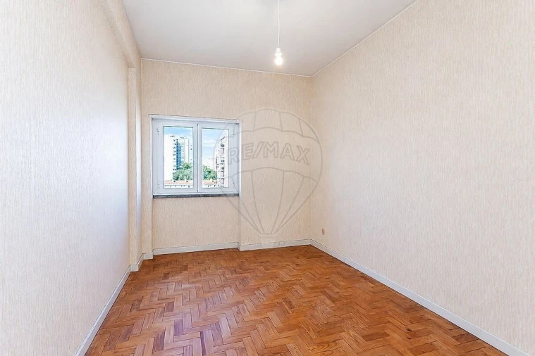 Apartamento T2 para Venda em Olivais Foto 17