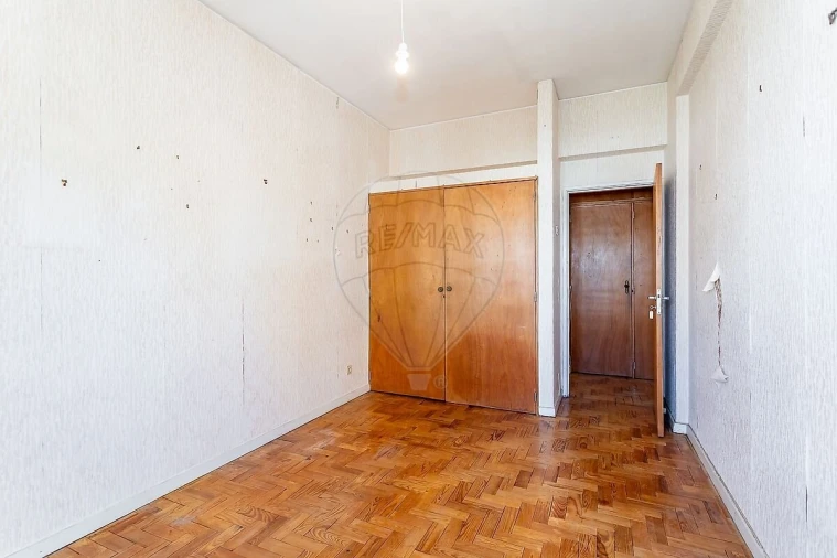 Apartamento T2 para Venda em Olivais Foto 19