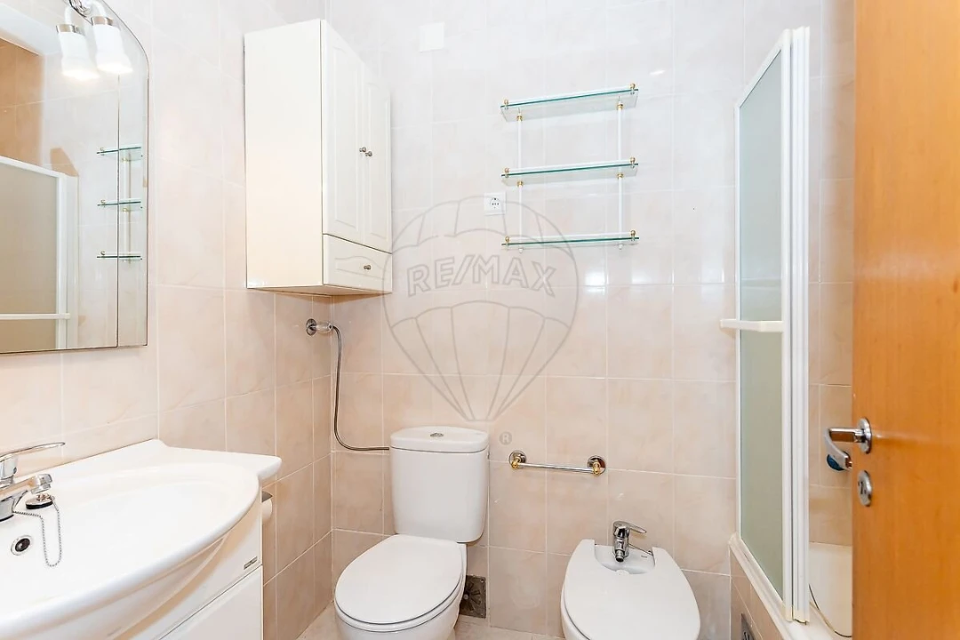 Apartamento T2 para Venda em Olivais Foto 20