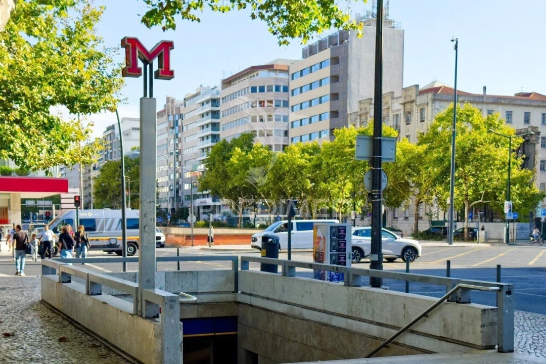 Apartamento T3 para Venda em Avenidas Novas Foto 39
