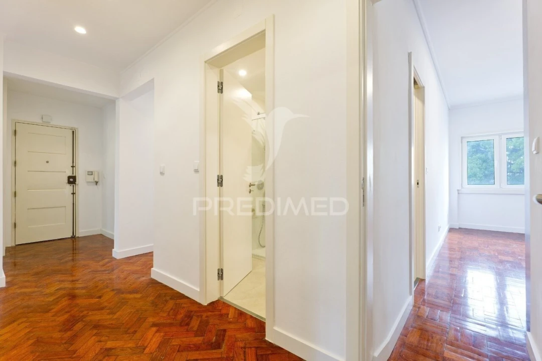 Apartamento T3 para Venda em Avenidas Novas Foto 28