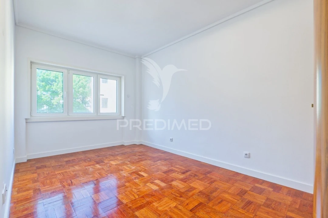 Apartamento T3 para Venda em Avenidas Novas Foto 37