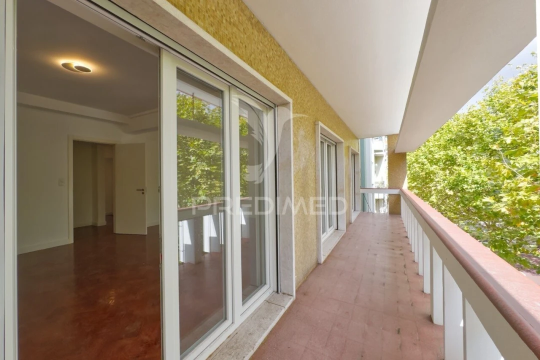 Apartamento T3 para Venda em Avenidas Novas Foto 3