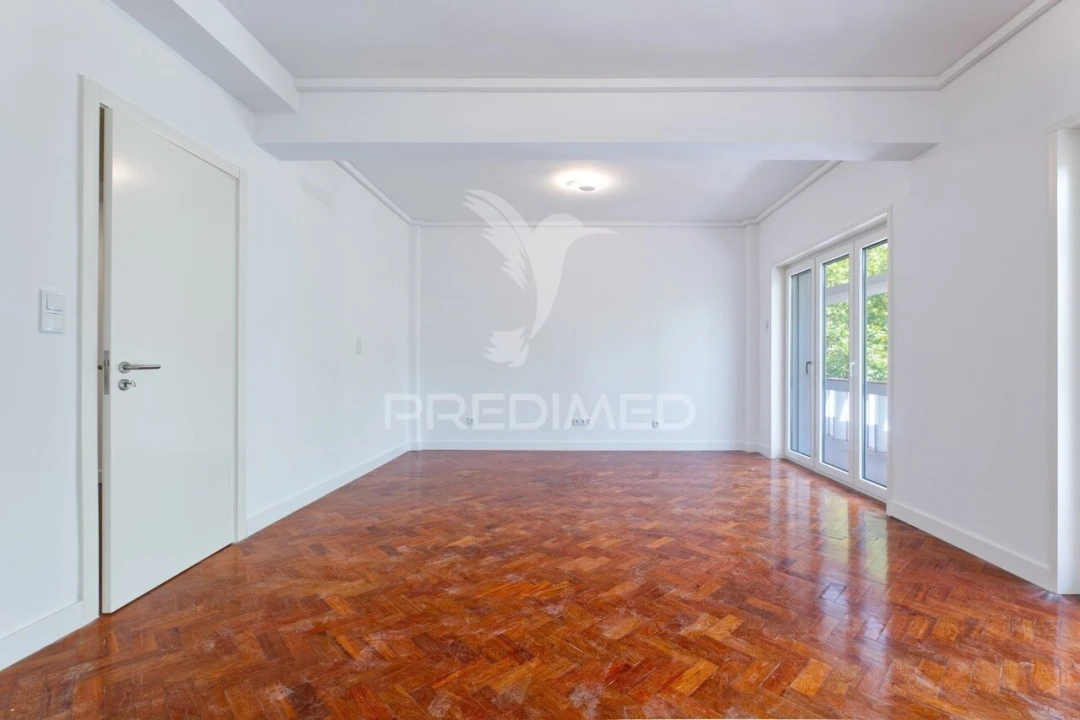 Apartamento T3 para Venda em Avenidas Novas Foto 22