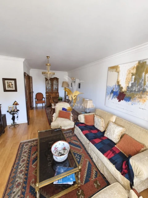 Apartamento T2 para Venda em Carcavelos e Parede
