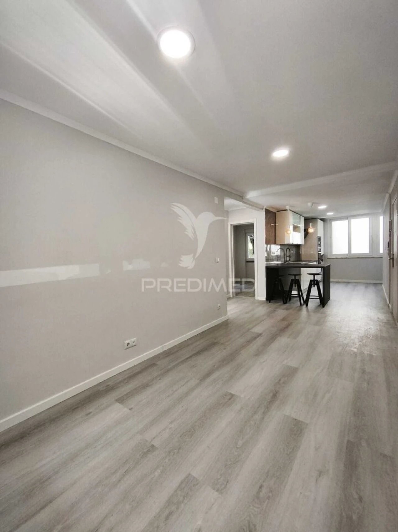 Apartamento T2 para Venda em Benfica Foto 3