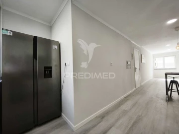 Apartamento T2 para Venda em Benfica